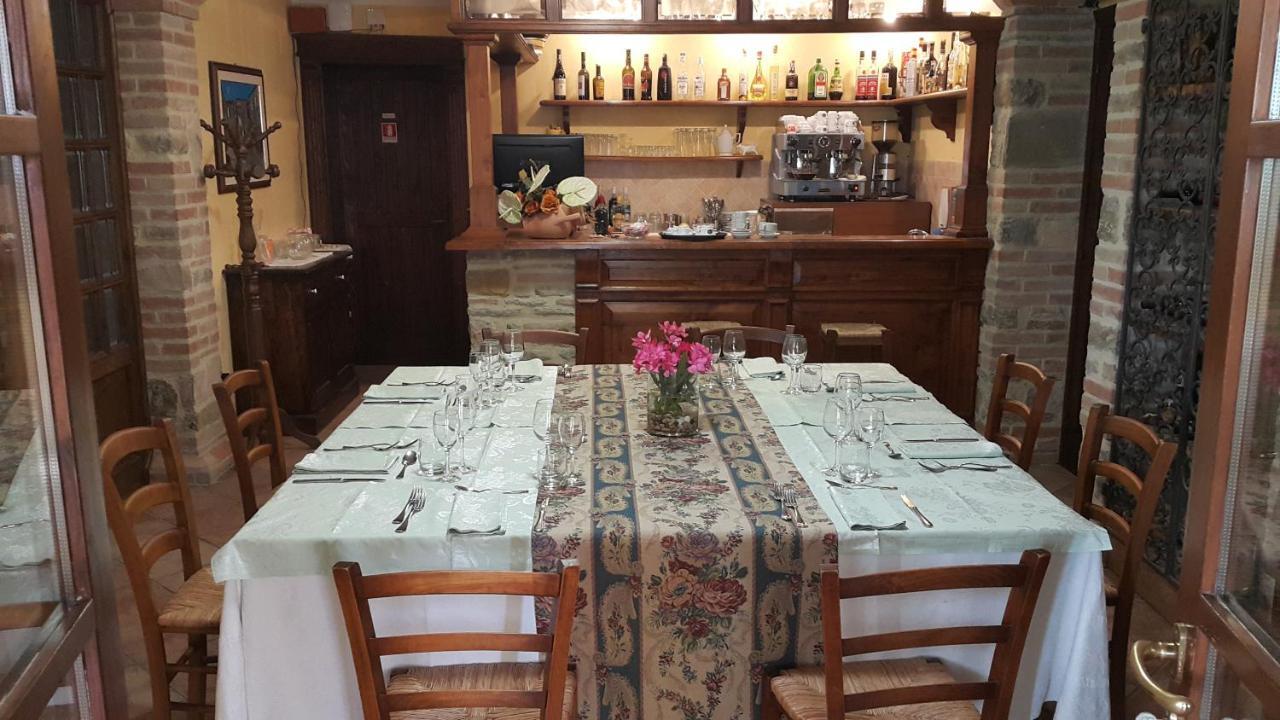Agriturismo Countryhouse Le Giare Gubbio Exterior photo