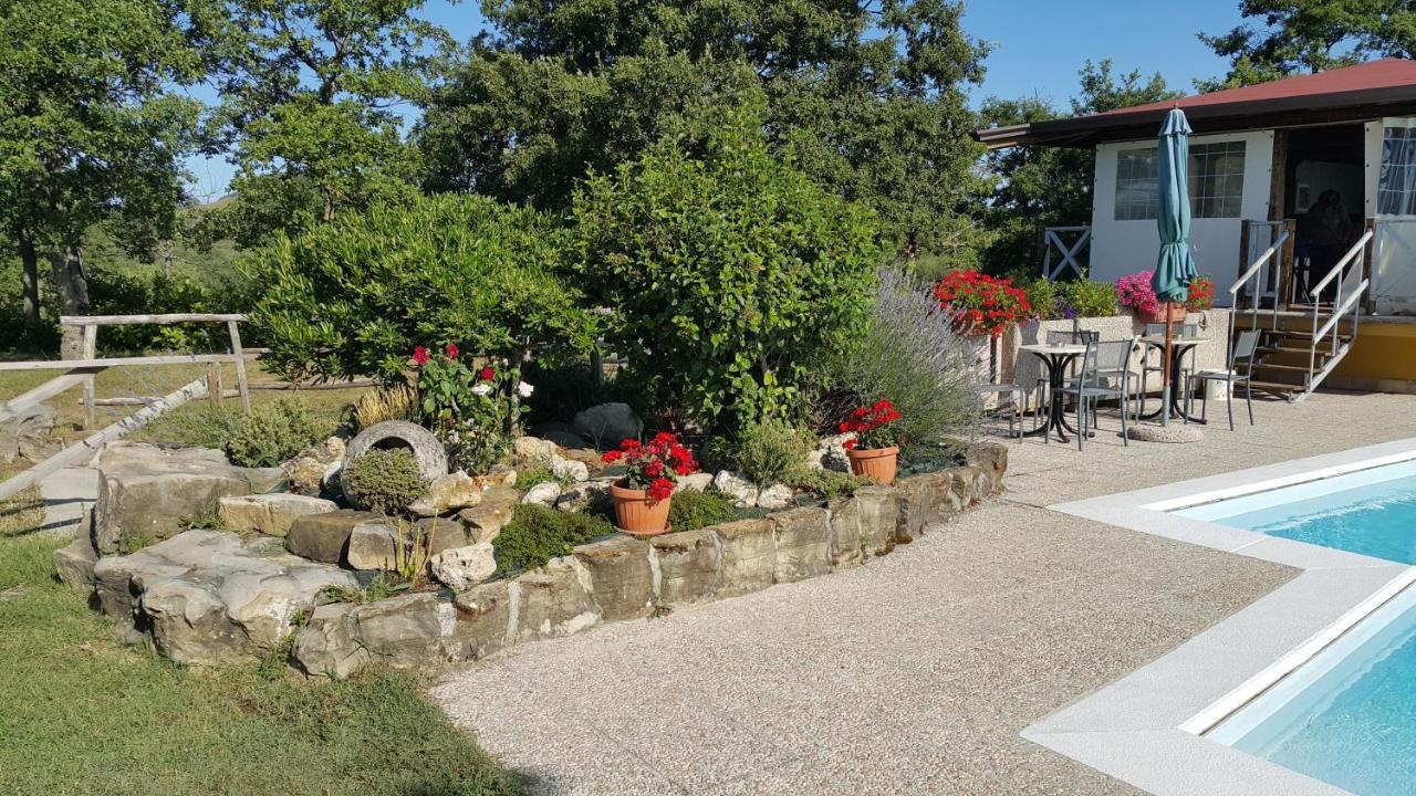 Agriturismo Countryhouse Le Giare Gubbio Exterior photo